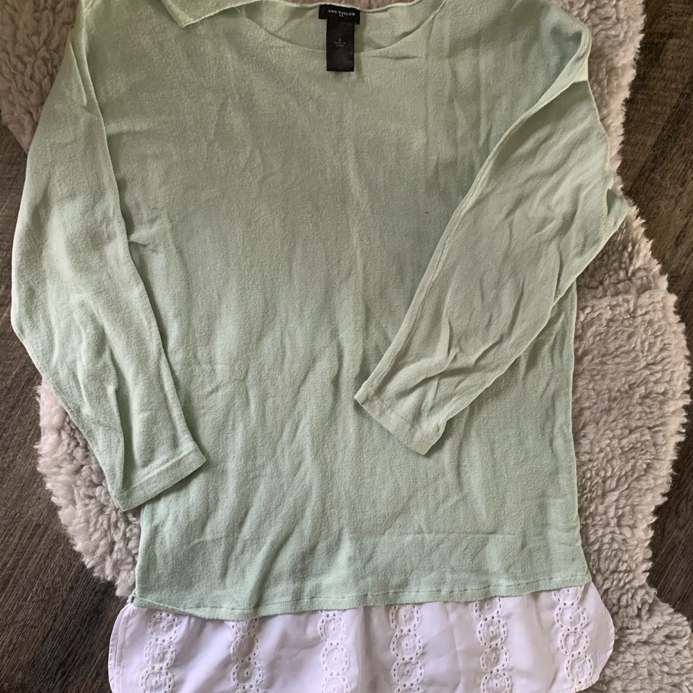 Ann Taylor Long Sleeve with white detail